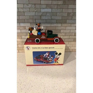 Ertl Mickey Mouse "Country Fair" 1931 Hawkeye Truck w/ 4 Disney Figures & Box br